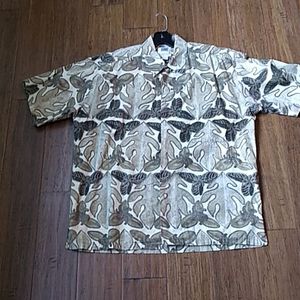Short sleeve men shirt.